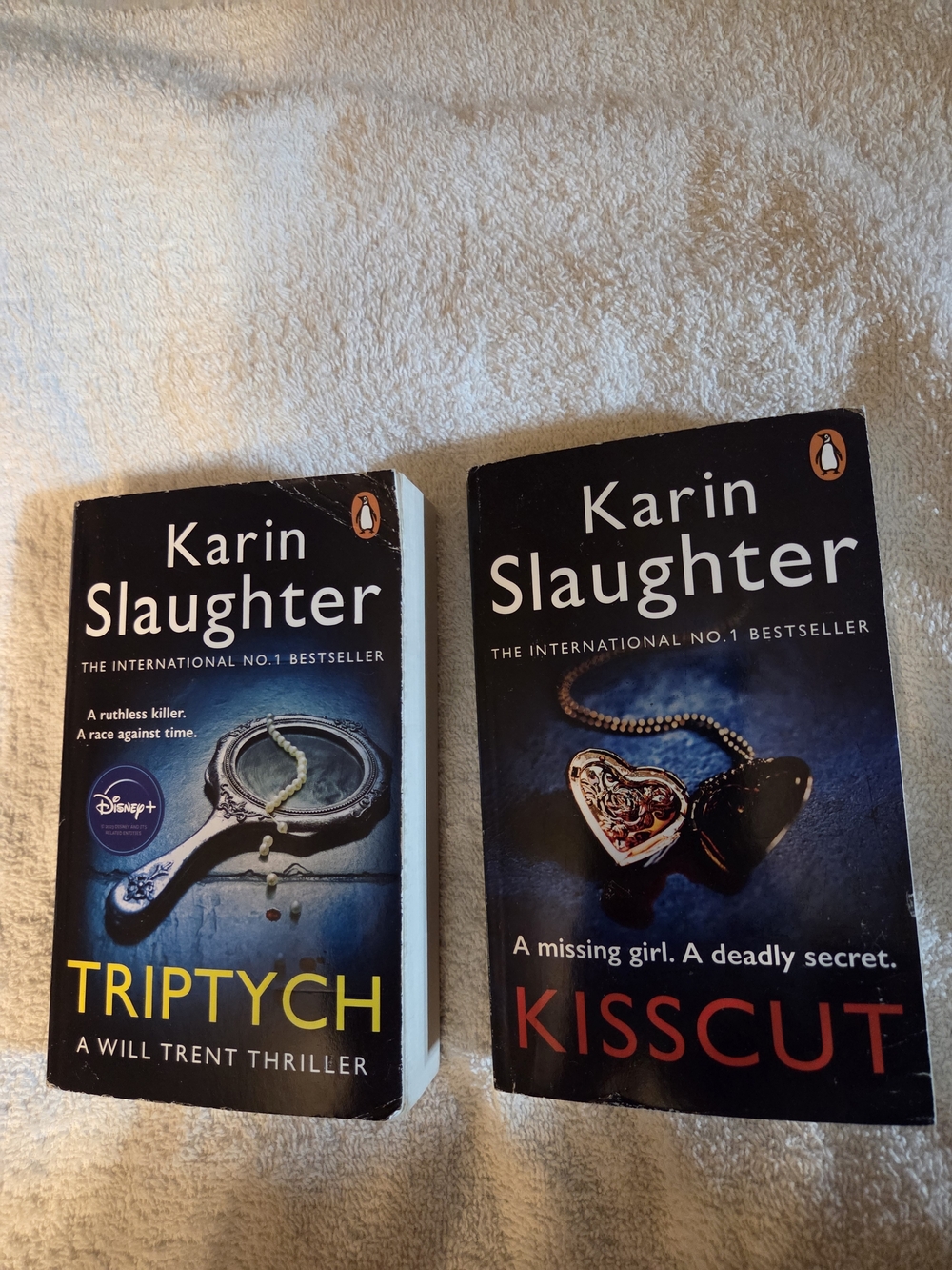 Original Penguin Two Paperback Bpoks Triptych And Kisscut By Karin Slaughter